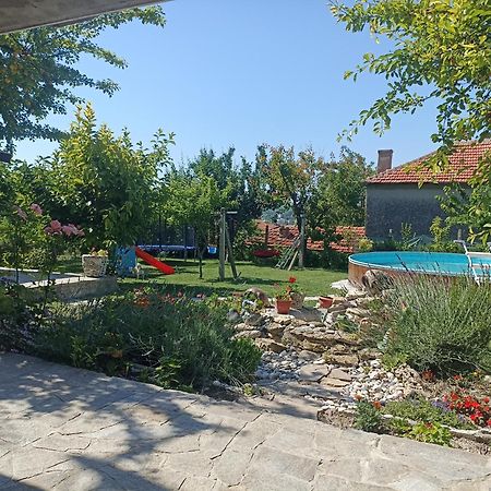 Stai Za Gosti Bazdarovi Byala (Varna) Exterior foto